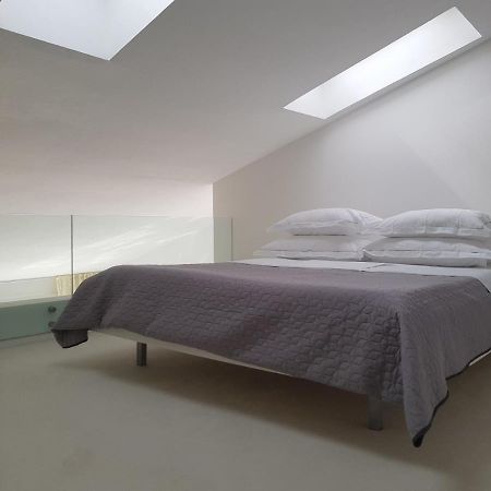 Apartments Fontana Zambratija Екстер'єр фото