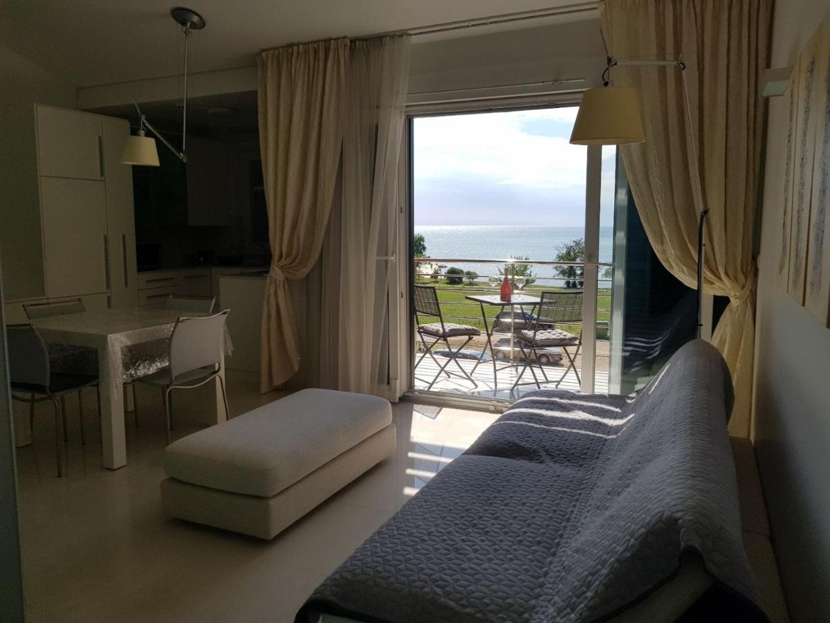 Apartments Fontana Zambratija Екстер'єр фото