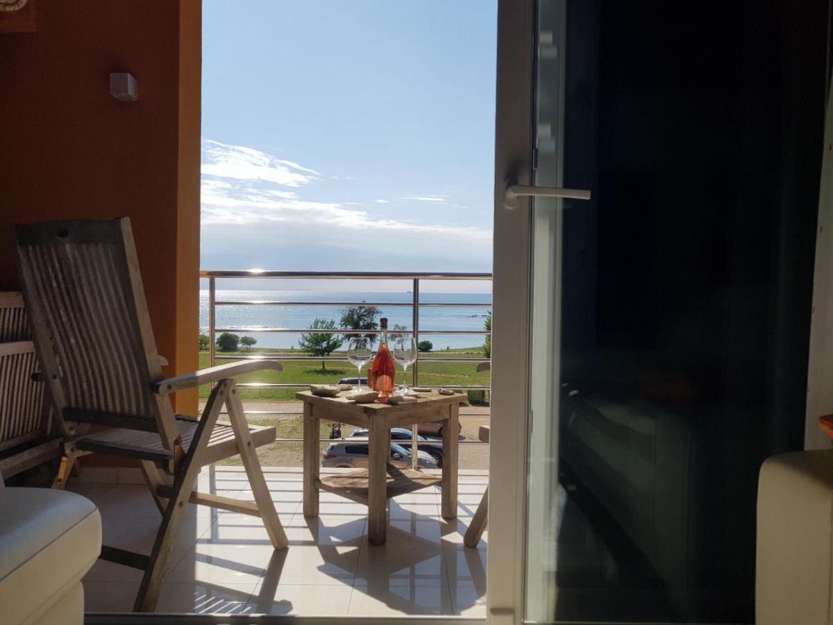 Apartments Fontana Zambratija Екстер'єр фото