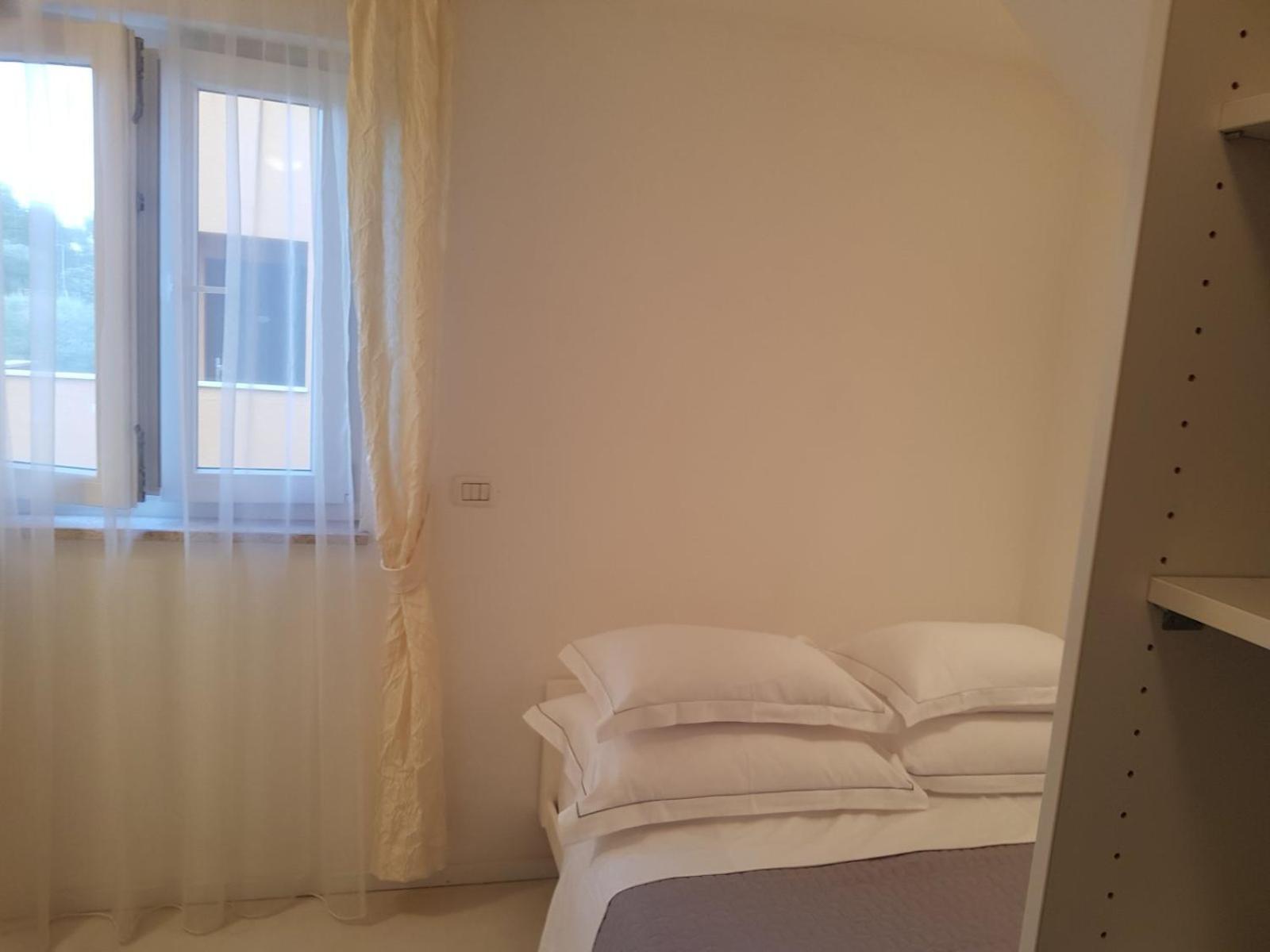 Apartments Fontana Zambratija Екстер'єр фото